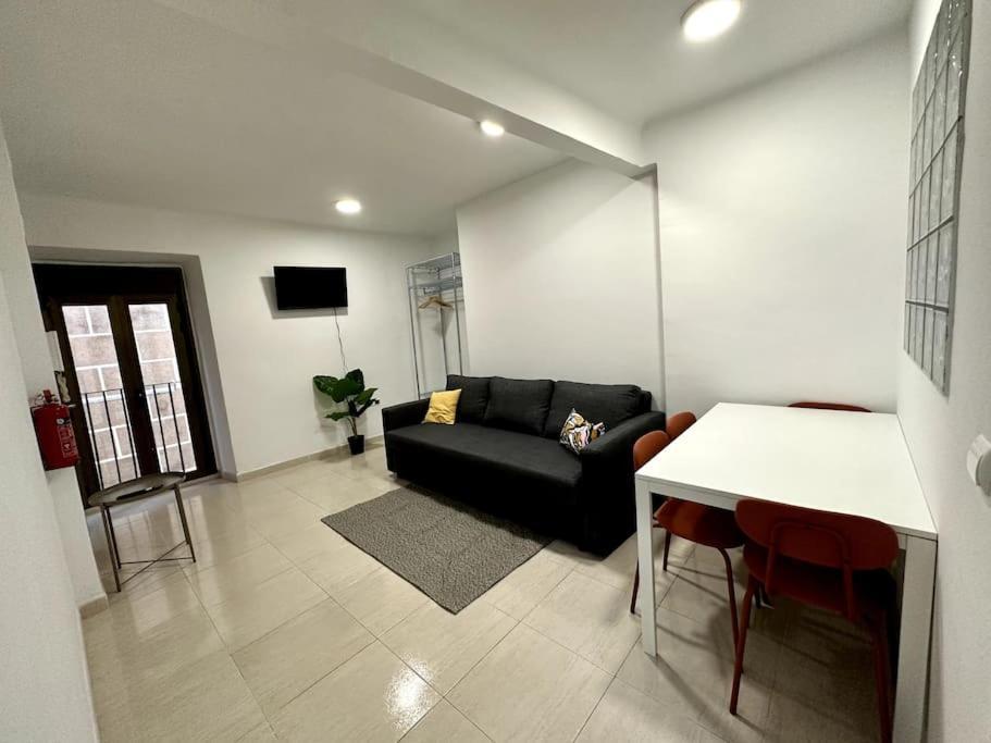 Little Horse Apartments 2 Tarragona Zewnętrze zdjęcie
